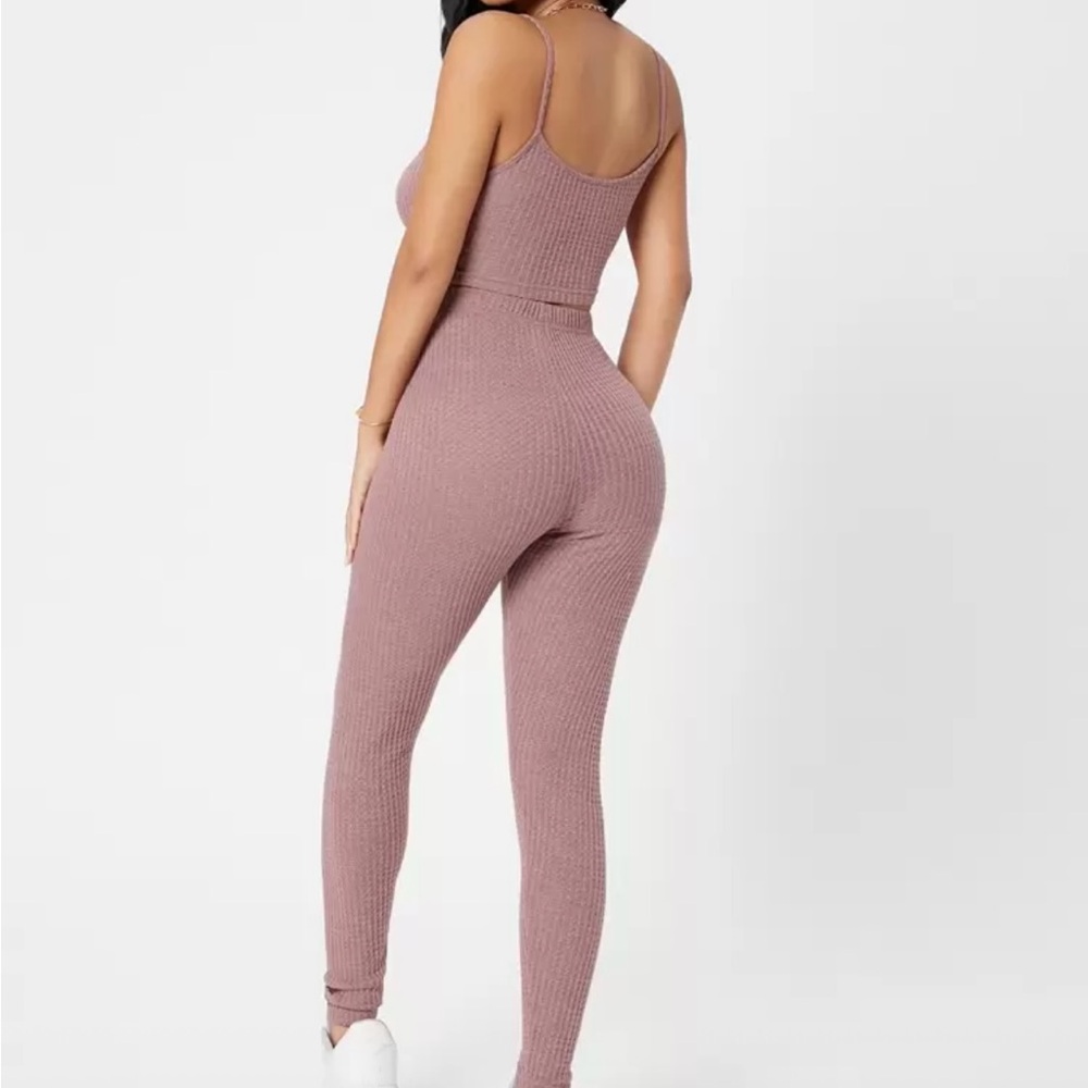 Women's Pink Ribbed Knit Set - Picture 2 of 2